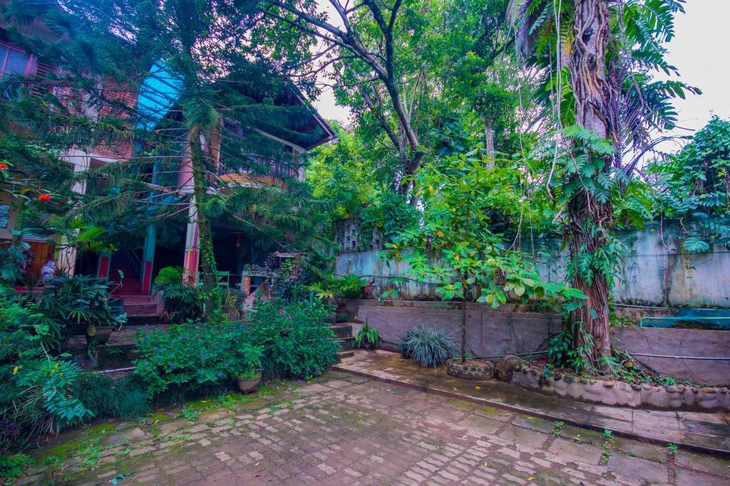 Hotel Gem Land Ratnapura Exterior photo
