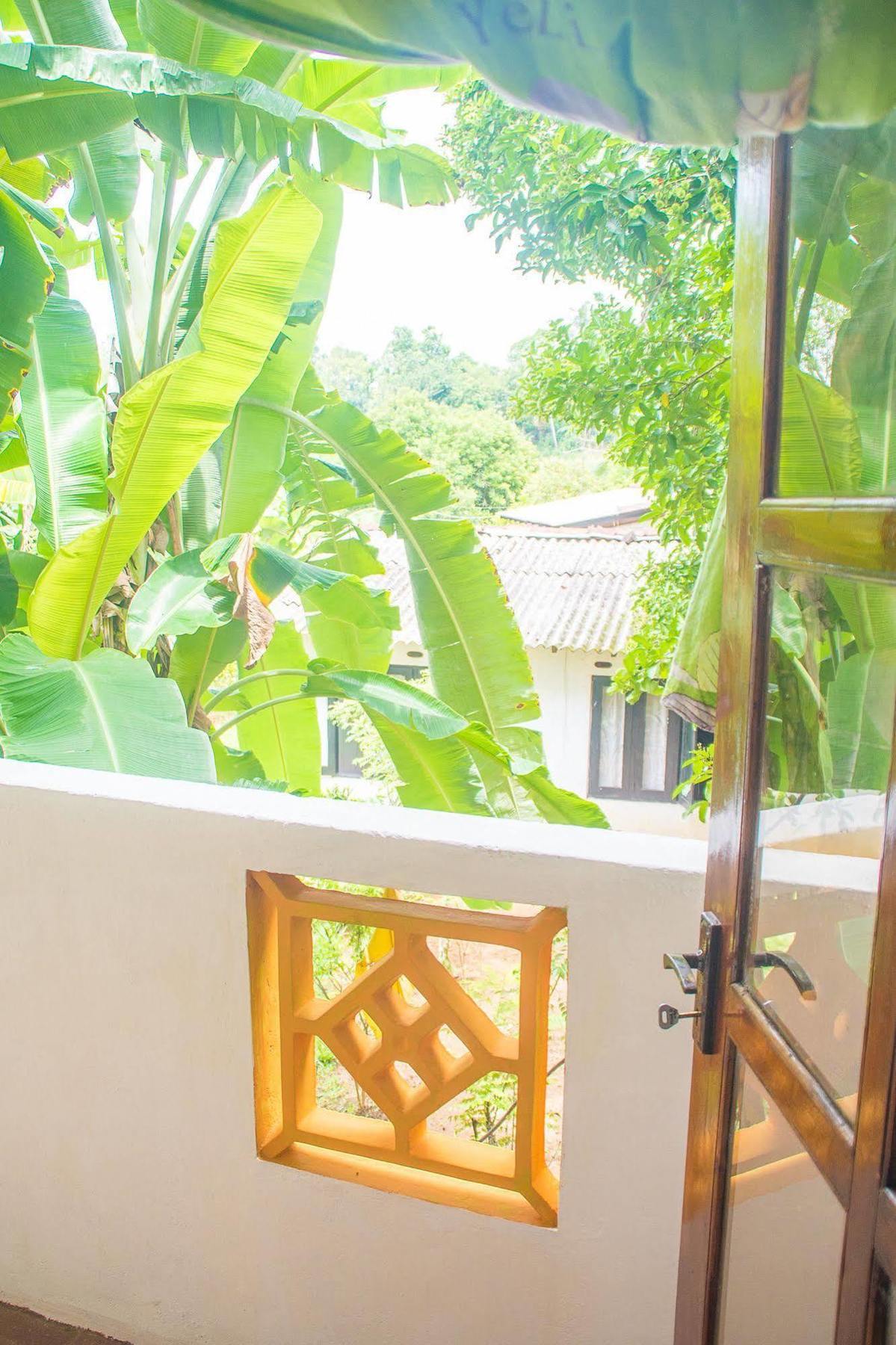 Hotel Gem Land Ratnapura Exterior photo